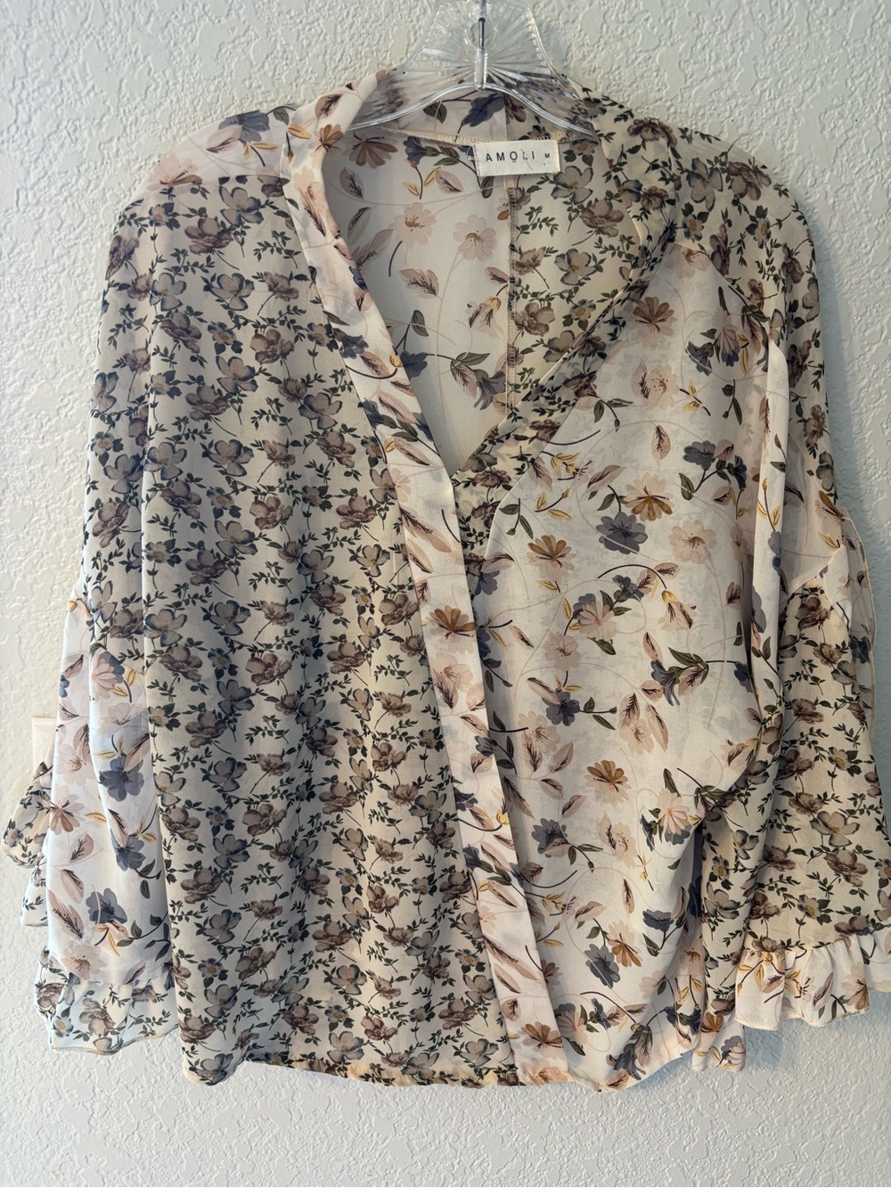 Amoli Sheer Floral Feminine, Romantic Blouse floral Ruffles sage/Soft Brown